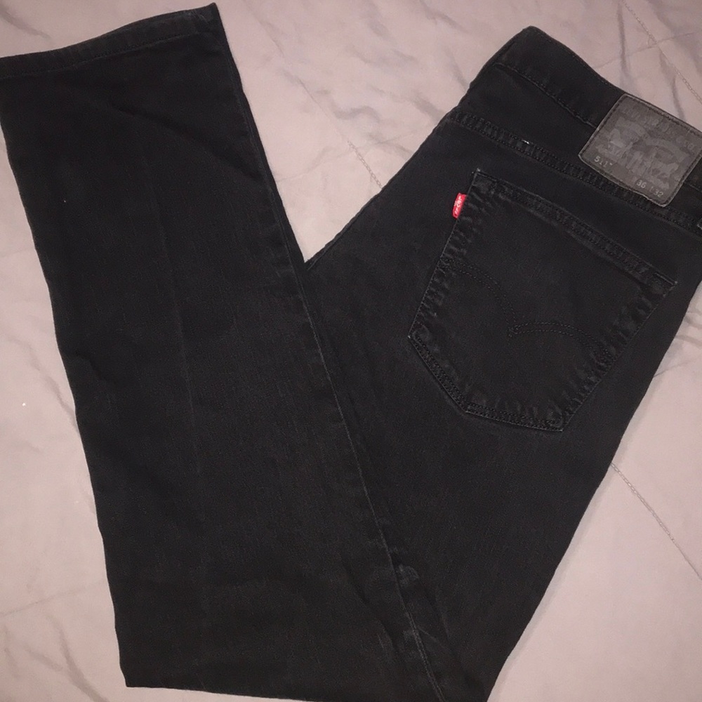 Black Levi’s jeans w36 L32